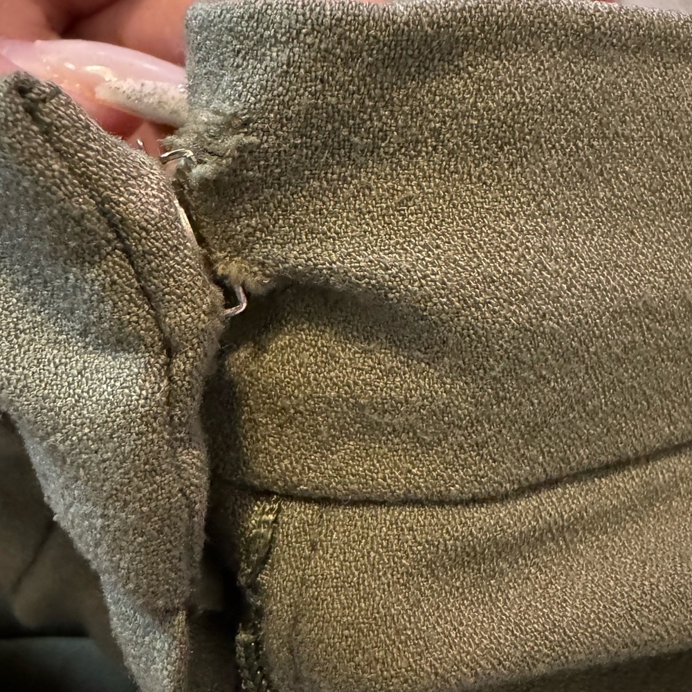 Olive green slacks - Picture 5 of 5